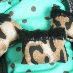 leopard pillows closeup