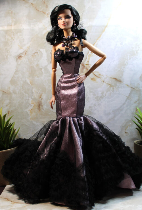 Gown: Integrity Fashion Royalty Modern Pompadour Premium "Lights, Camera, Royal" /2006 91107 - Lavender/Mauve Gown & Accessories - Image 2