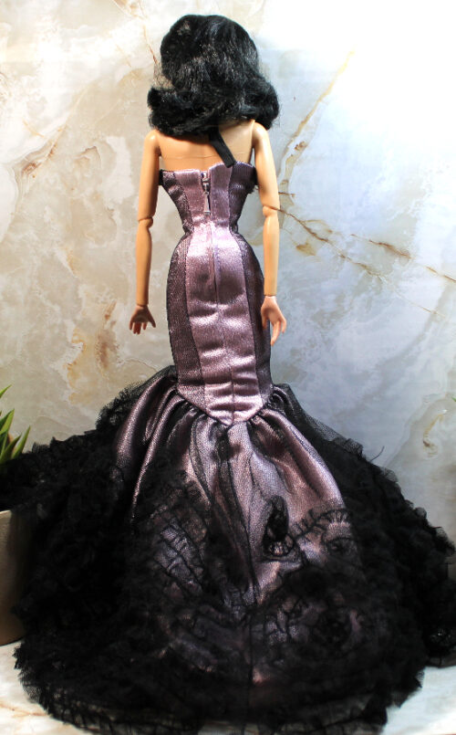 Gown: Integrity Fashion Royalty Modern Pompadour Premium "Lights, Camera, Royal" /2006 91107 - Lavender/Mauve Gown & Accessories - Image 5