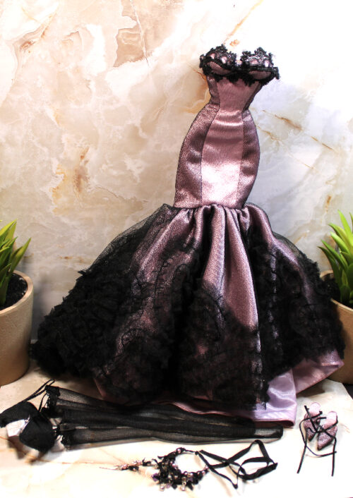 Gown: Integrity Fashion Royalty Modern Pompadour Premium "Lights, Camera, Royal" /2006 91107 - Lavender/Mauve Gown & Accessories - Image 7
