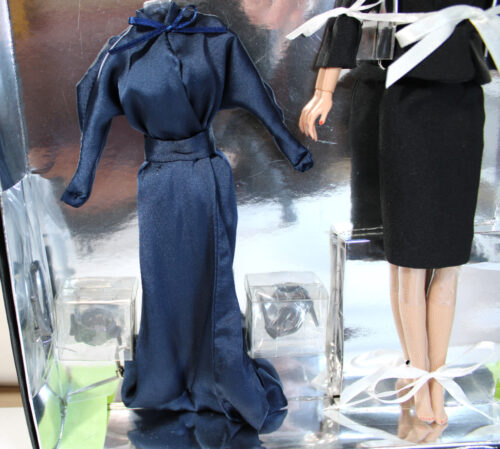 Joan Crawford: "Mommy Dearest" Movie Collectible Set /2013 14025 - (NRFB) #2 - Image 5