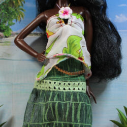 Outfit Set: Chiffon Spaghetti-Tie Halter Top & Long Skirt - Green & Island Floral