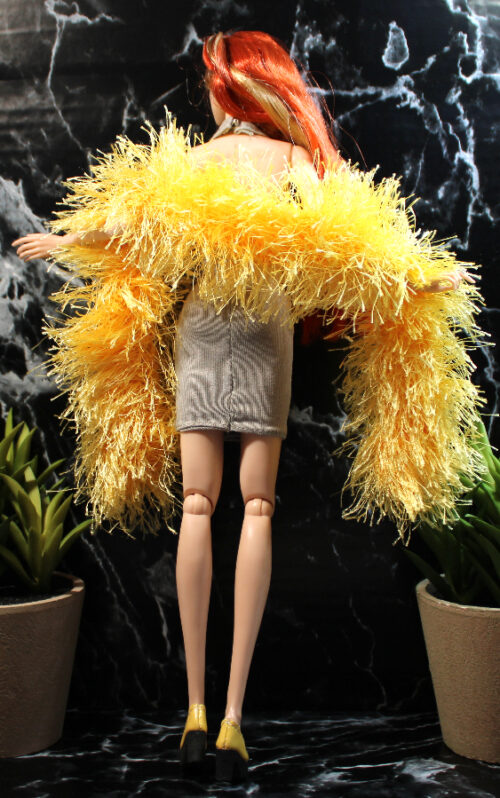 Wrap: Boa Feathery - Sunny Side Yellow - Image 4