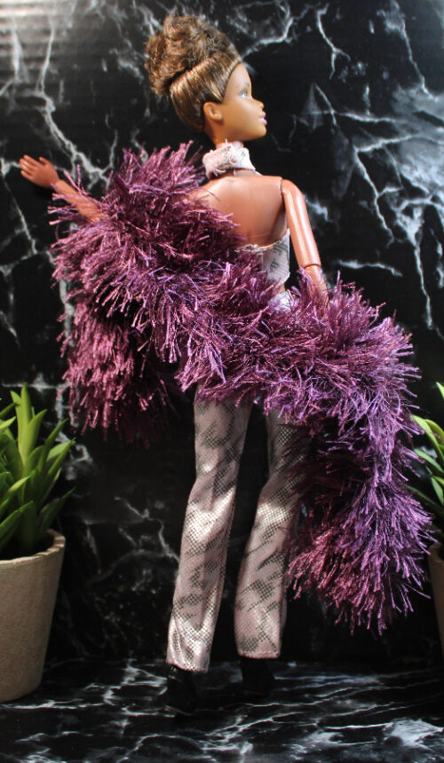 Wrap: Boa Feathery - Plum Pretty Purple - Image 4