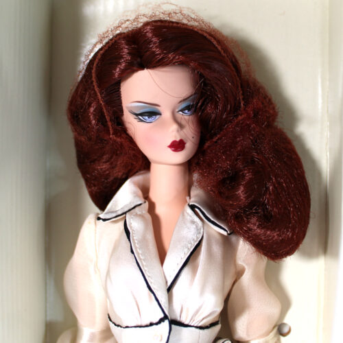 Silkstone: Barbie Fashion Model Collection "Suite Retreat" /2005 G8078 - (NRFB)