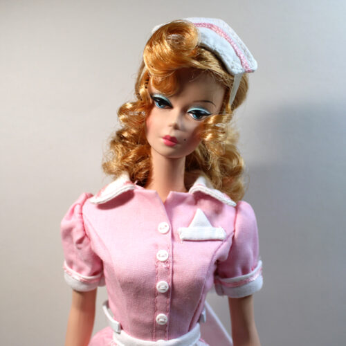 Silkstone: Barbie Fashion Model Collection "The Waitress" /2005 J8763 - (Dressed, Boxed) - Image 9