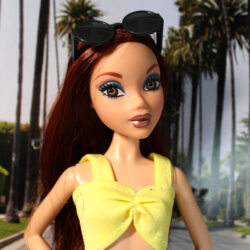 Chelsea: My Scene "Shopping Spree" /2004 C1248 - (Dressed, Rebodied Model Muse)