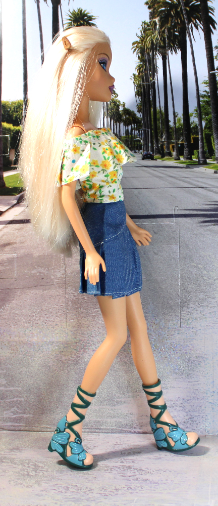 Barbie: My Scene "Club Birthday" /2004 G6116 - (Dressed) - Image 3