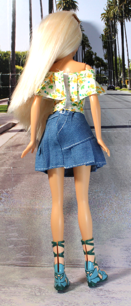 Barbie: My Scene "Club Birthday" /2004 G6116 - (Dressed) - Image 5