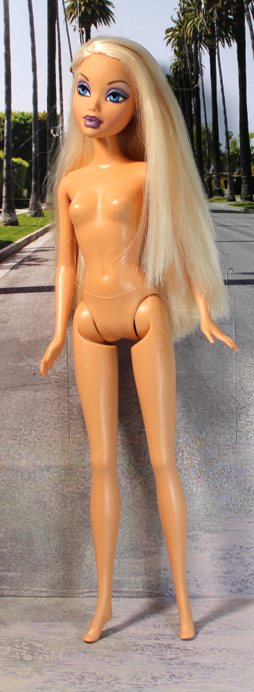 Barbie: My Scene "Club Birthday" /2004 G6116 - (Dressed) - Image 7