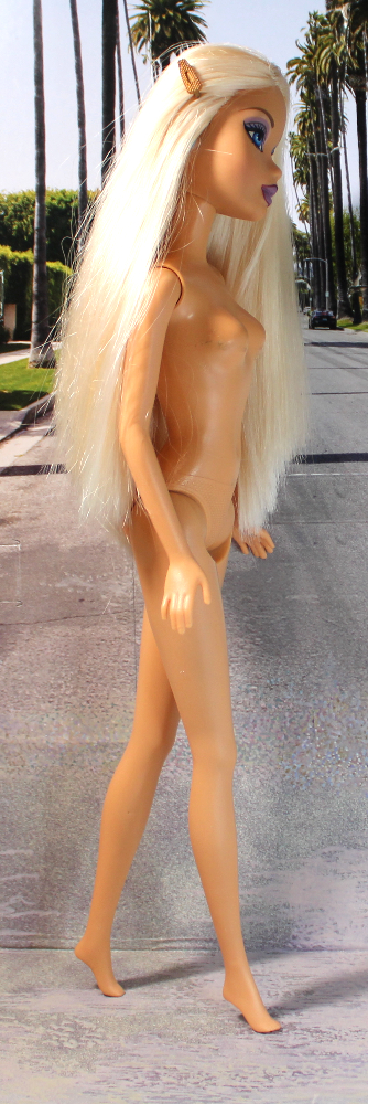 Barbie: My Scene "Club Birthday" /2004 G6116 - (Dressed) - Image 8