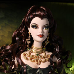 Barbie: "Medusa" Fantasy Mythological Collector /2006 M9961 - (NRFB)