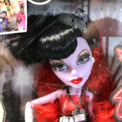 Monster High: G1 Operetta "Frights, Camera, Action!" /2013 BHM96 - (NRFB)
