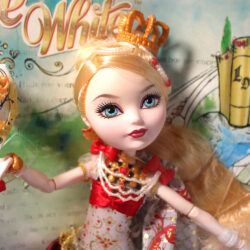 Ever After High: G1 Apple White "Legacy Day" /2013 Asst BCF47: BCF49 - (NRFB)