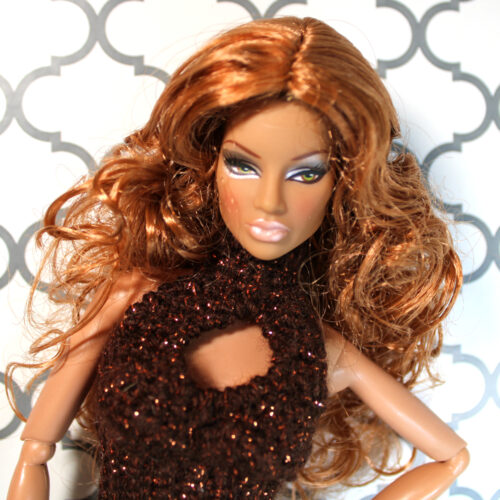 Natalia Fatale: Modern Pompadour Basic "Queen of the Hive" /2006 91105 - (Dressed)