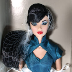 Kyori Sato: "Out of the Blue" Jason Wu Dark Romance Convention /2010 91267 - (NRFB)