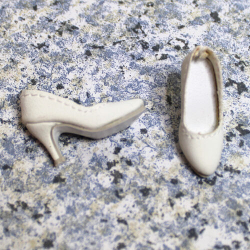 Shoes: Upscale Leatherette Low Profile Pump - White