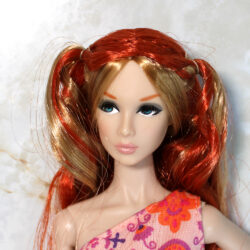 Eden/Lilith: Red & Blonde Half Pigtails /2011? - (Nude)