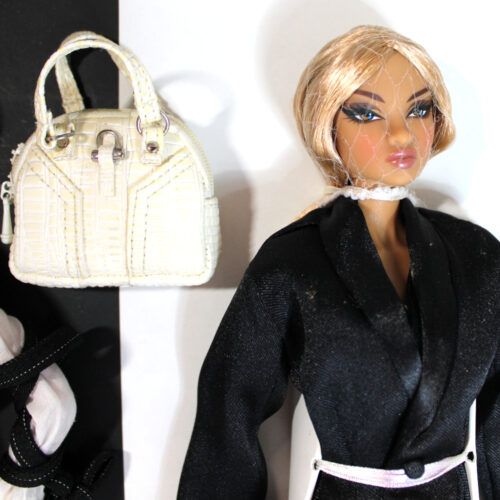 Erin Salston & Colette Duranger: Model Behavior “Painted Black” Love Sound Jason Wu Gift Set Exclusive /2007 82002 - (NRFB) - Image 3