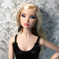 Erin Salston: Model Behavior / Nu.Face "You Look So Fine" Rock Fashion Wedding Collection /2011 82042 - Black (Redressed #1)