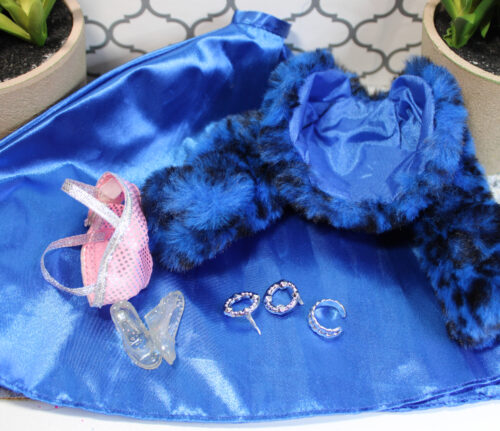 Fresh Dolls: Lynette, Brown-Black, Dark Brown Updo Hair & Blue Skirt Jacket- (Redressed) - Image 7