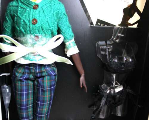 Nadja Rhymes: Model Behavior "Urban Outfitting" Gift Set /2007 82006 - (NRFB) #2 - Image 5