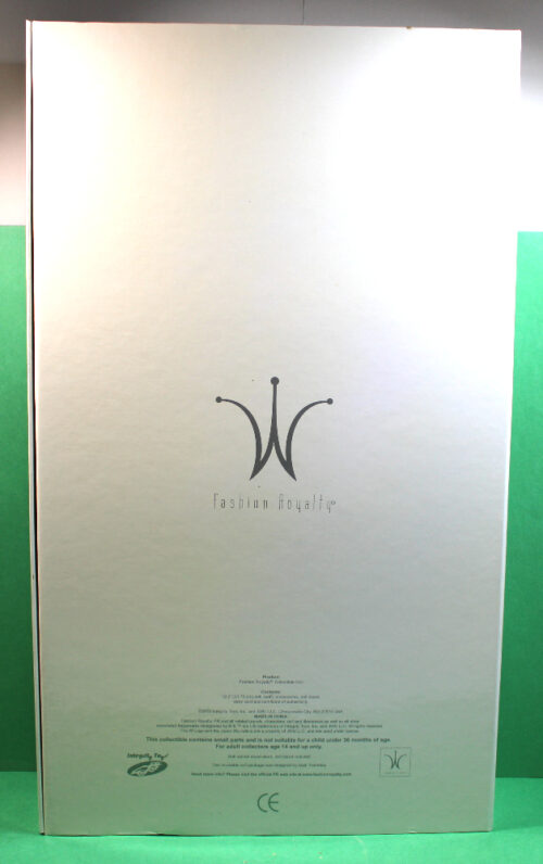 Dania Zarr: Premium Dressed Doll The Future Perfect Collection “Exclusive Interview” /2009 91207 - (NRFB) - Image 6