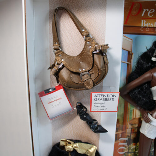 BARBIE: Best Models On Location "Milan" /2006 J0962 #3 - (NRFB) - Image 9